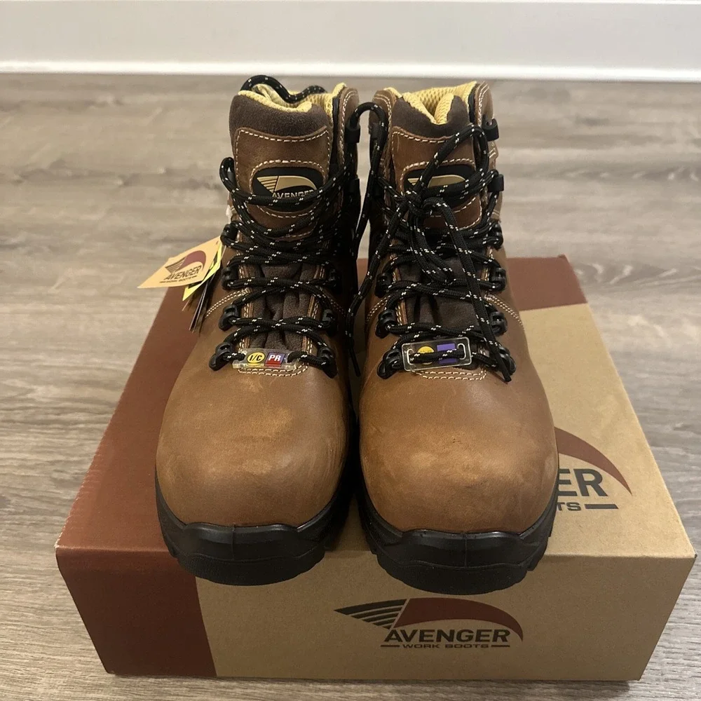 Avenger Womens Work Boot Size 11 Wide A7451 Foundation Composite Toe Waterproof